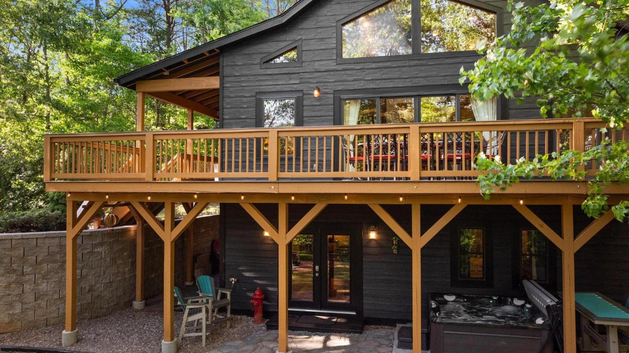 Lux Mtn Cabin - Hot Tub, Fire Pit, Game Room Franklin Esterno foto