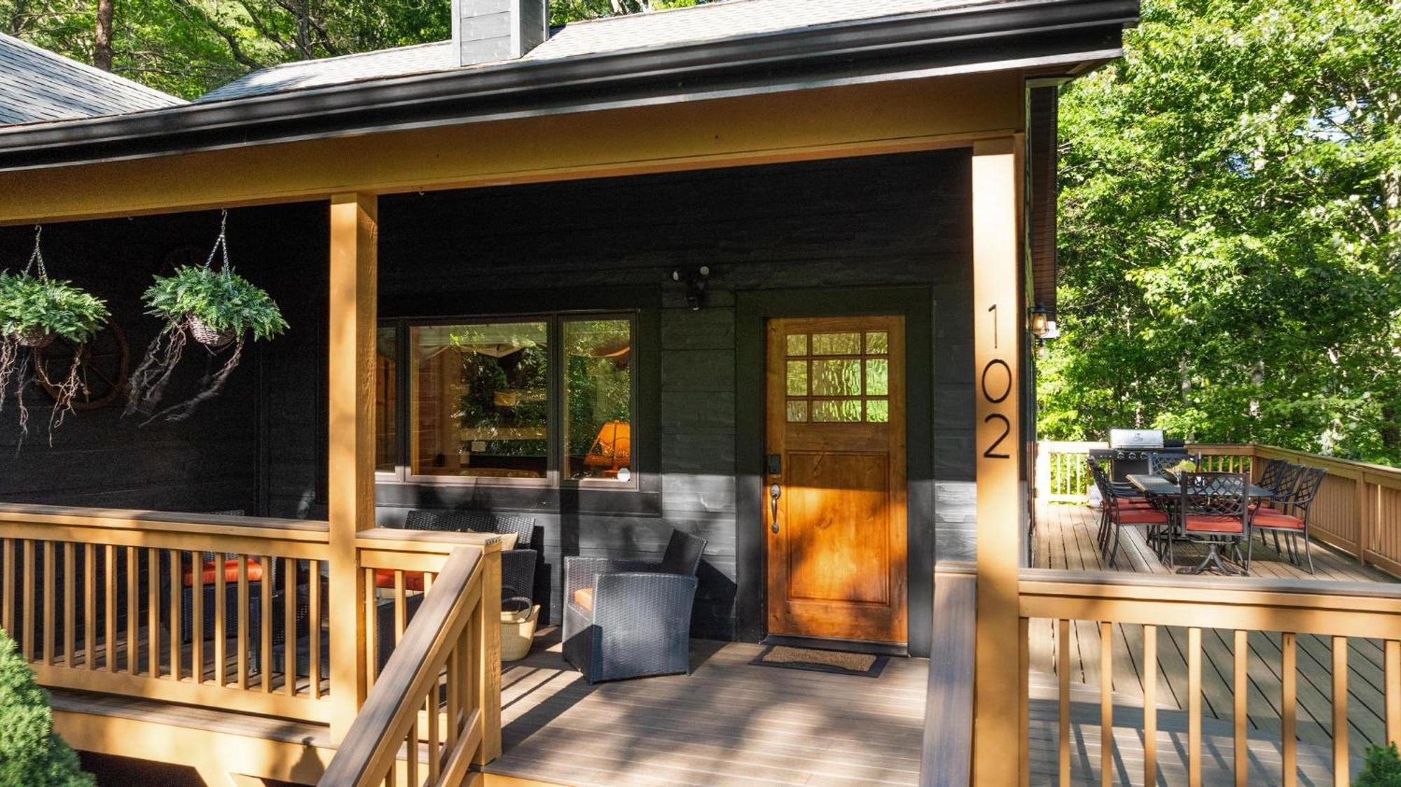 Lux Mtn Cabin - Hot Tub, Fire Pit, Game Room Franklin Esterno foto