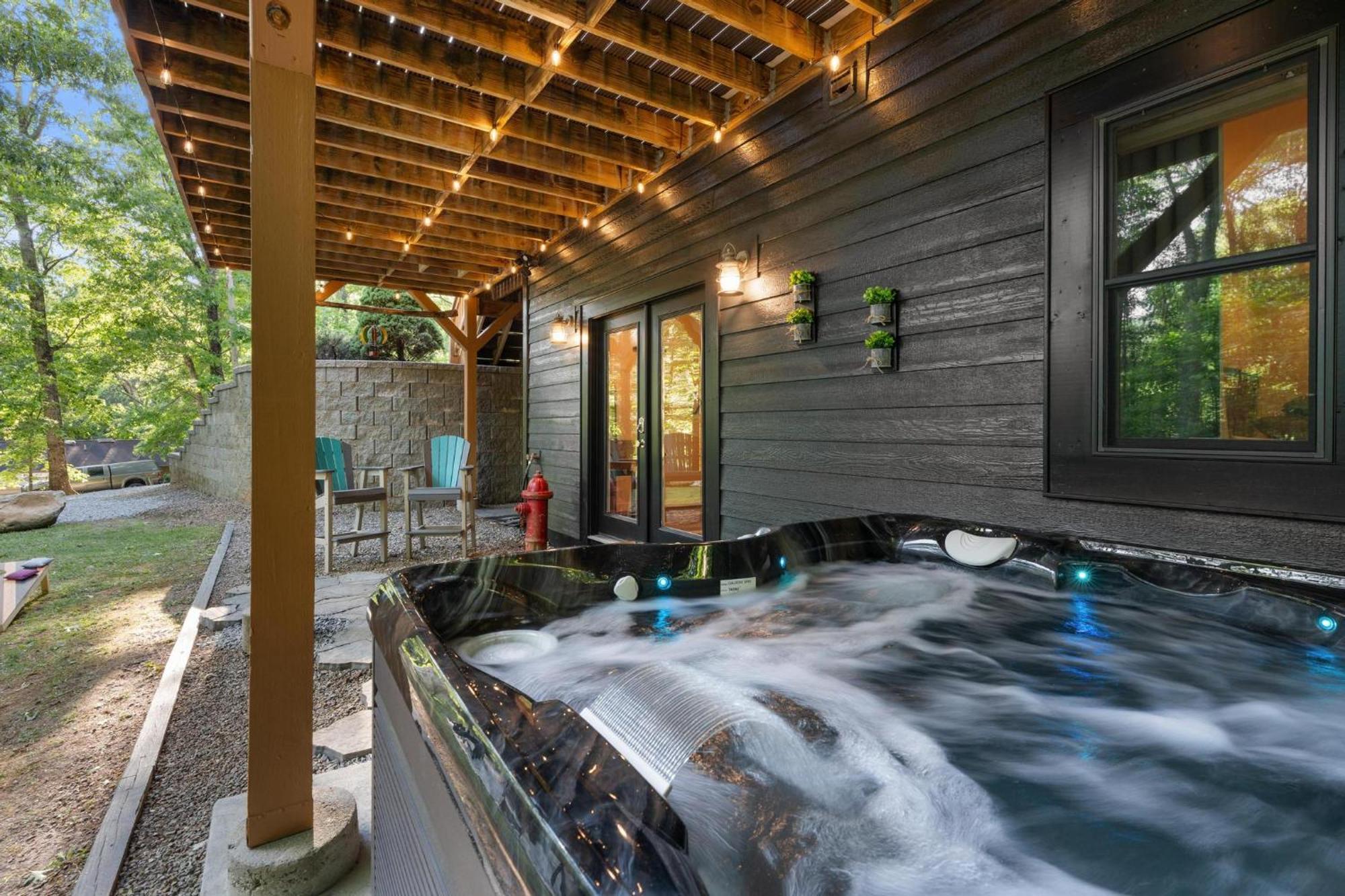 Lux Mtn Cabin Hot Tub, Fire Pit, Game Room 3Bd Franklin Esterno foto