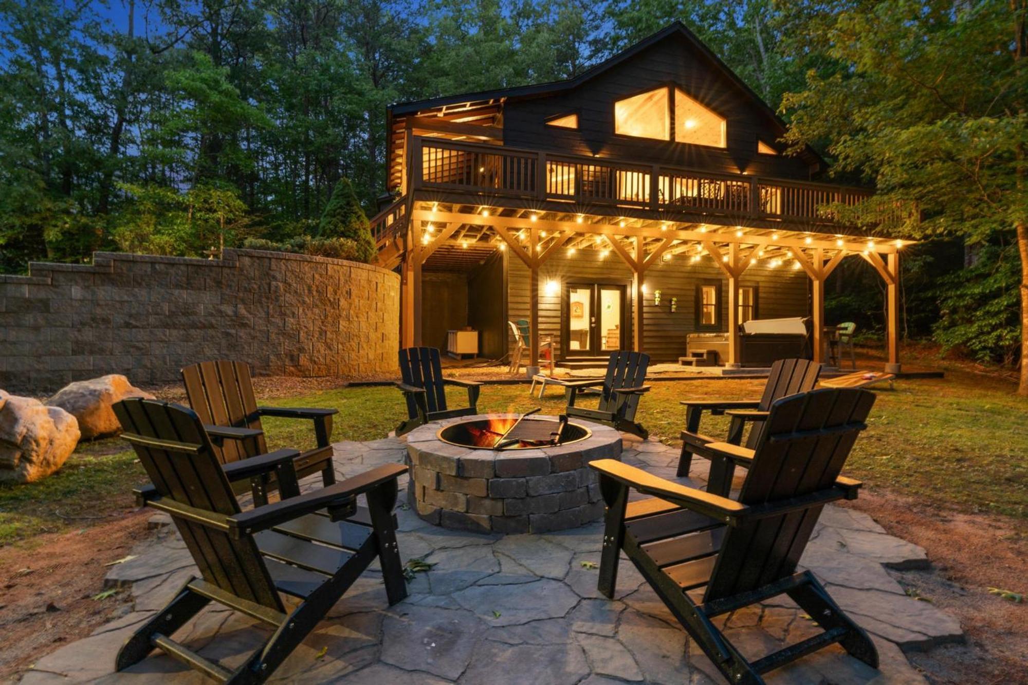 Lux Mtn Cabin - Hot Tub, Fire Pit, Game Room Franklin Esterno foto