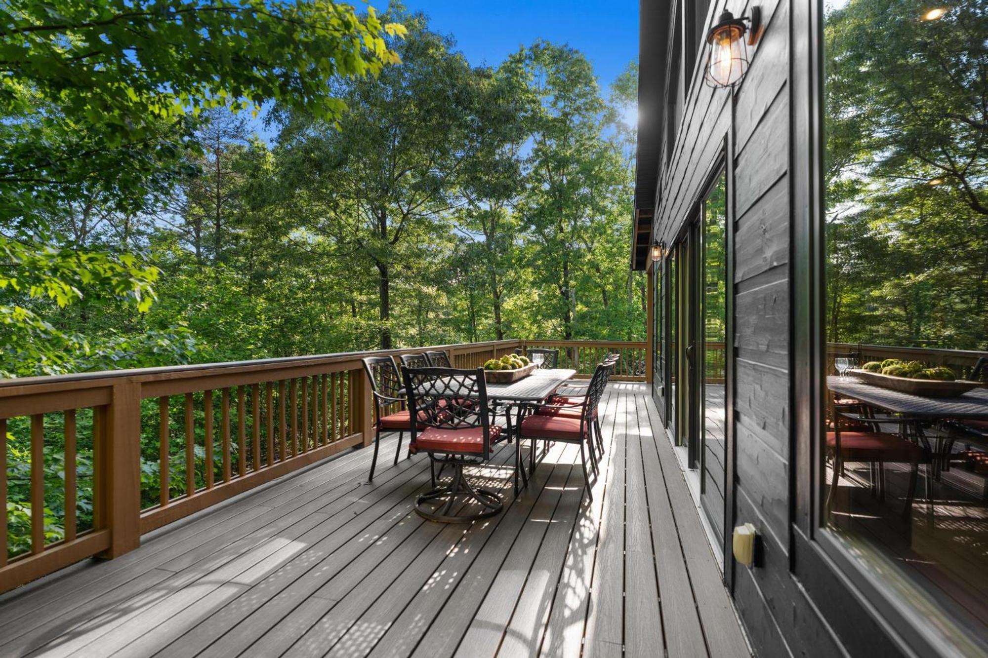 Lux Mtn Cabin - Hot Tub, Fire Pit, Game Room Franklin Esterno foto