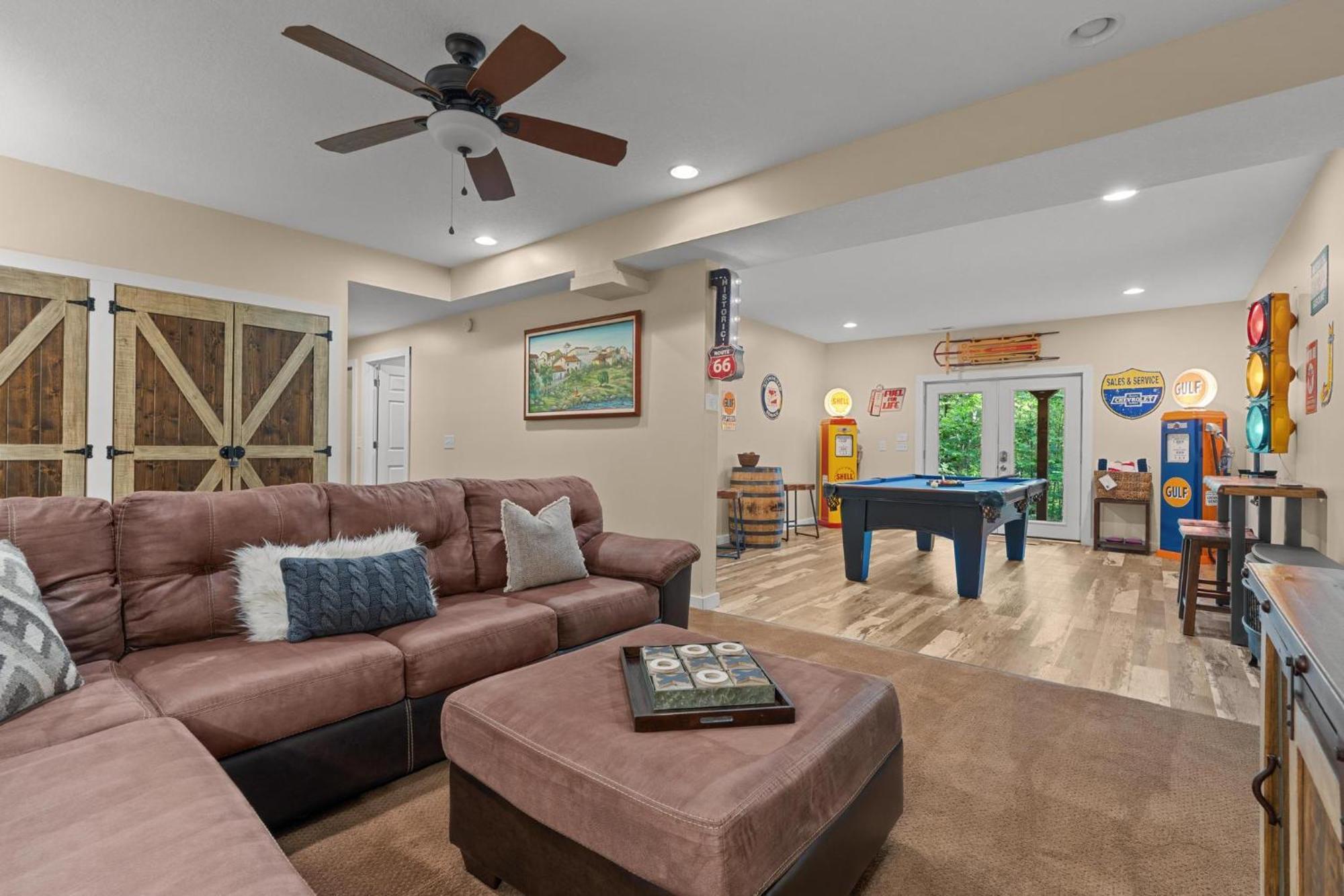 Lux Mtn Cabin - Hot Tub, Fire Pit, Game Room Franklin Esterno foto